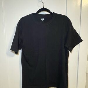 Uniqlo Classic Black Men's Short Sleeve Tee